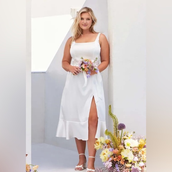 Birdy Grey Dresses & Skirts - Birdy Grey Eugenia White Midi Dress